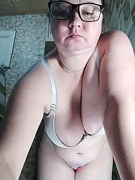 Holly-69 online show from 12/05/25, 09:34