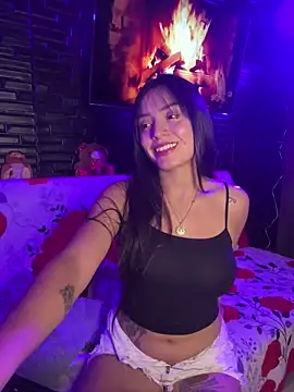 Snapshot of missycanoo chatting on 02/13/25, 03:39 missycanoo online show from 02/13/25, 03:39
