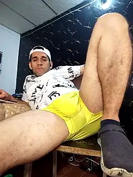 CRISTHIAN GREY01 online show from 01/13/26, 03:43