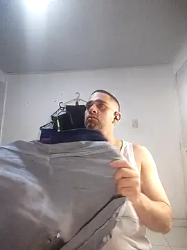 CRISTHIAN GREY01 online show from 11/28/25, 06:13