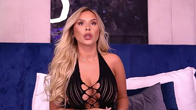 SelenaFrost online show from 12/10/24, 10:28