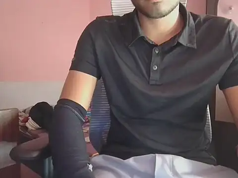 KissesBoyAD online show from 11/05/25, 04:21