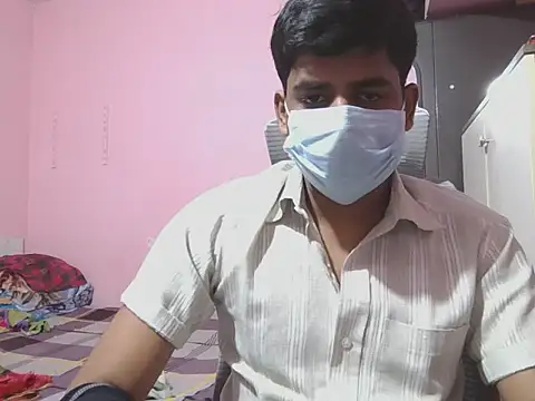 KissesBoyAD online show from 10/31/25, 06:26