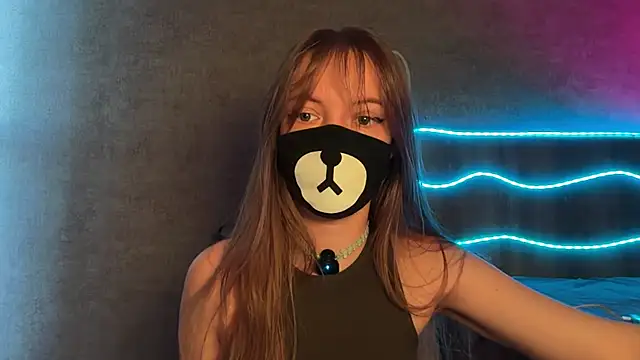 Your Little Bear online show from 05/17/26, 02:33