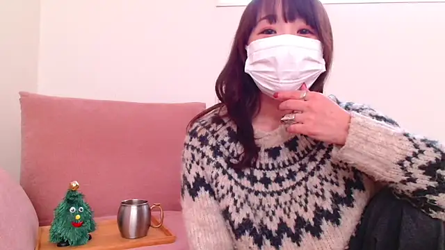 Snapshot of __MiWa__ chatting on 12/20/24, 04:09 MiWa online show from 12/20/24, 04:09