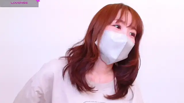 Snapshot of __MiWa__ chatting on 12/04/24, 12:13 MiWa online show from 12/04/24, 12:13