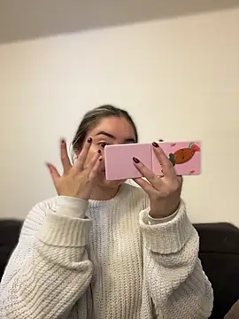 imlindapink online show from 03/19/26, 02:39