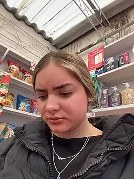 imlindapink online show from 02/26/26, 05:46