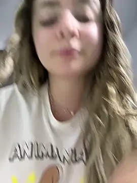 imlindapink online show from 09/26/25, 01:56