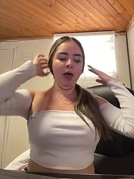 imlindapink online show from 10/01/25, 03:05