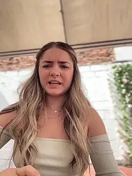 imlindapink online show from 11/12/25, 01:59