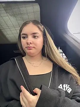 imlindapink online show from 09/09/25, 04:49