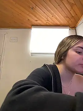 imlindapink online show from 04/04/26, 05:52