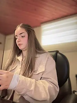 imlindapink online show from 01/06/26, 04:11