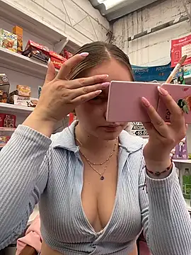 imlindapink online show from 04/01/26, 05:54