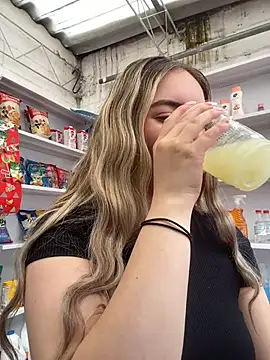 imlindapink online show from 04/15/26, 07:58