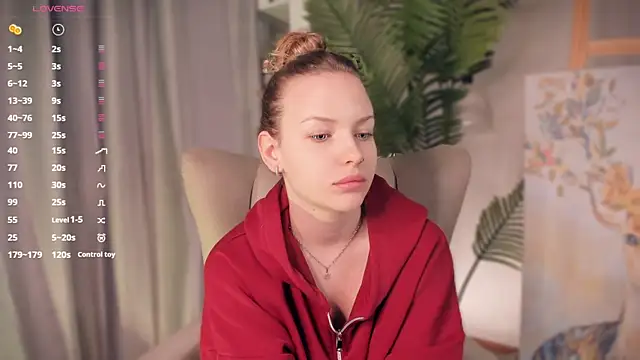 ElizavecaSunrise online show from 06/18/26, 09:14