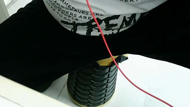 Snapshot of XiaoGuoGuo284512 chatting on 12/23/25, 01:49 XiaoGuoGuo284512 online show from 12/23/25, 01:49