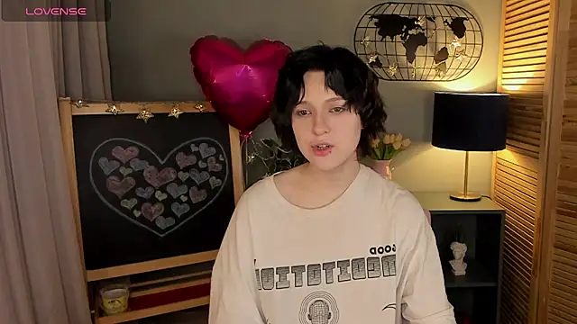 fiamoory online show from 03/19/25, 01:32