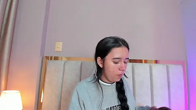 Snapshot of LaraGoldd chatting on 02/07/26, 12:29 LaraGoldd online show from 02/07/26, 12:29