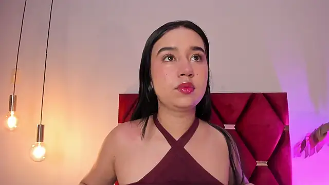 Snapshot of LaraGoldd chatting on 01/08/26, 12:38 LaraGoldd online show from 01/08/26, 12:38