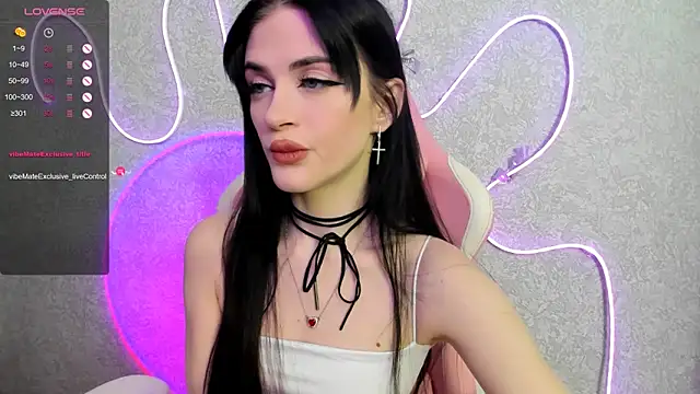 Molly Crystall online show from 05/23/26, 03:05