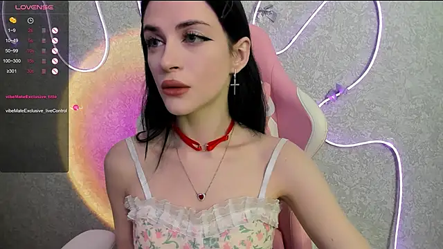 Molly Crystall online show from 05/31/26, 03:23