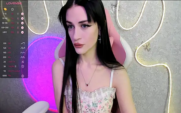 Molly Crystall online show from 04/20/26, 04:48