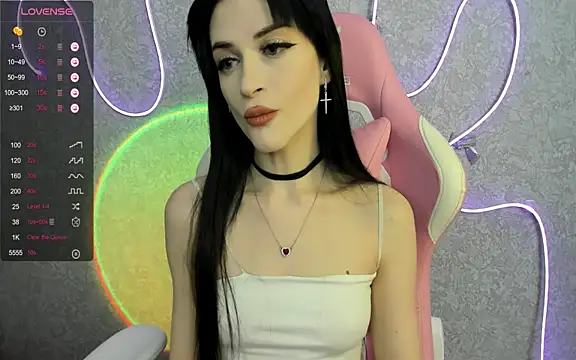 Molly Crystall online show from 04/19/26, 04:35