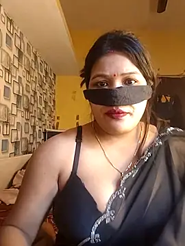 Radhikadavi879 online show from 11/15/25, 04:27