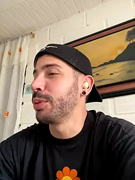 Guyinthemountain online show from 10/20/25, 08:31
