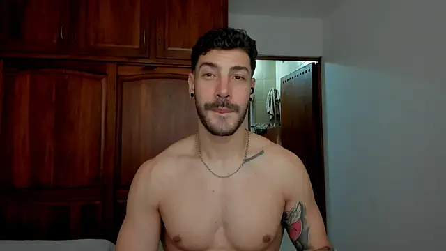 Guyinthemountain online show from 07/29/26, 02:49