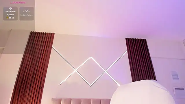 alisson sanders online show from 11/04/25, 01:04