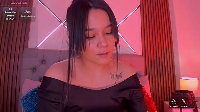 alisson sanders online show from 04/11/26, 01:37