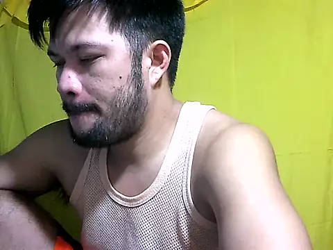 Snapshot of HairyHottestpinoyHandsome chatting on 06/27/26, 06:08 HairyHottestpinoyHandsome online show from 06/27/26, 06:08