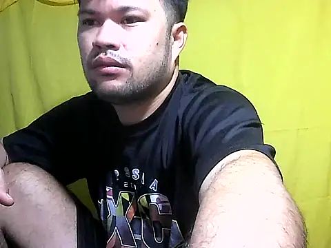 Snapshot of HairyHottestpinoyHandsome chatting on 07/08/26, 11:27 HairyHottestpinoyHandsome online show from 07/08/26, 11:27