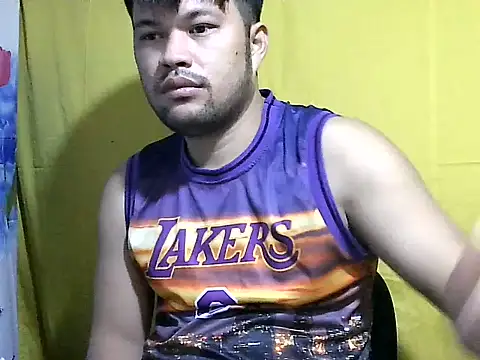 HairyHottestpinoyHandsome online show from 05/23/26, 04:39