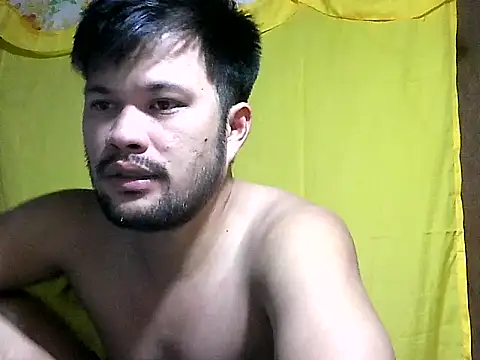 Snapshot of HairyHottestpinoyHandsome chatting on 06/21/26, 02:34 HairyHottestpinoyHandsome online show from 06/21/26, 02:34