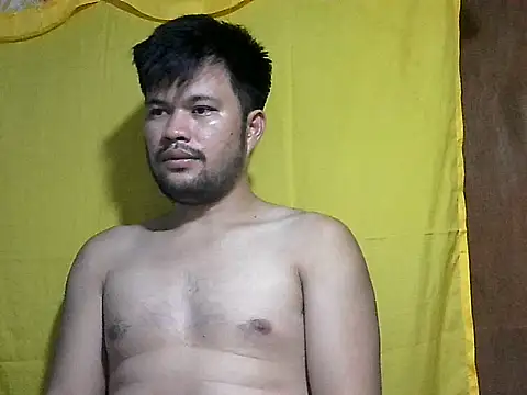 Snapshot of HairyHottestpinoyHandsome chatting on 06/20/26, 08:19 HairyHottestpinoyHandsome online show from 06/20/26, 08:19