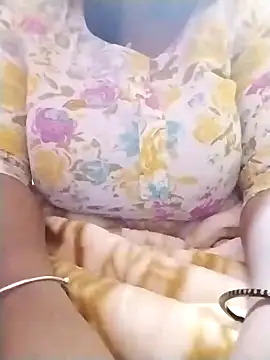 delhi gril online show from 12/06/24, 04:52