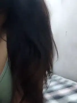 delhi gril online show from 09/25/25, 05:19