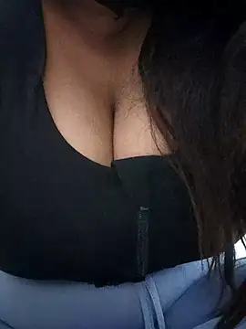 delhi gril online show from 09/30/25, 08:04
