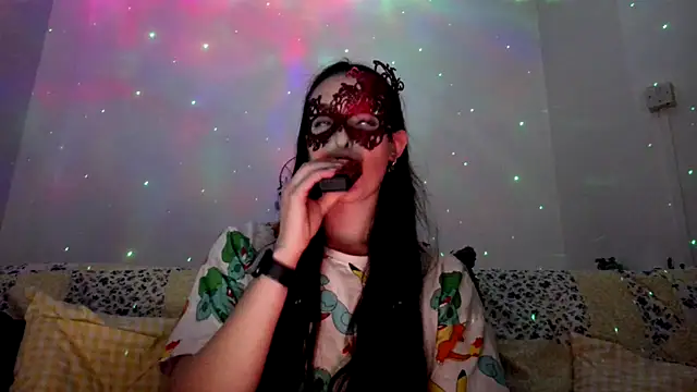 Snapshot of LexiSnowUK chatting on 12/02/25, 05:14 LexiSnowUK online show from 12/02/25, 05:14