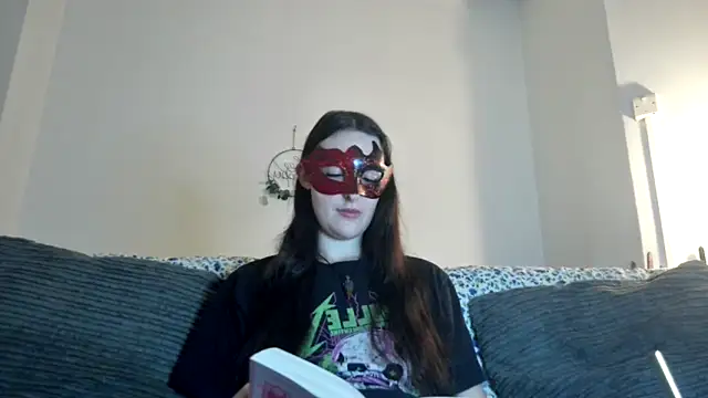 Snapshot of LexiSnowUK chatting on 12/15/25, 09:26 LexiSnowUK online show from 12/15/25, 09:26