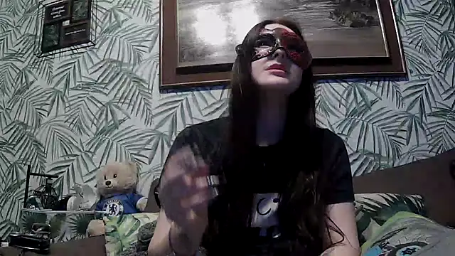 LexiSnowUK online show from 04/03/26, 08:54