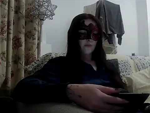 LexiSnowUK online show from 02/05/26, 09:43