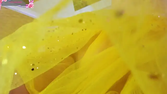  jade white  online show from 03/03/25, 06:24