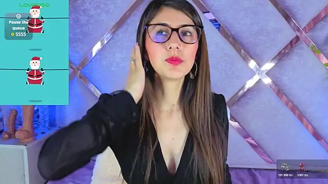  jade white  online show from 12/22/25, 02:50