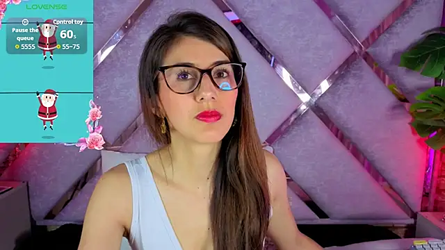  jade white  online show from 12/17/25, 01:27