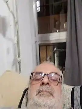 Snapshot of Satiro_Sevilla chatting on 03/16/25, 08:10 Satiro Sevilla online show from 03/16/25, 08:10